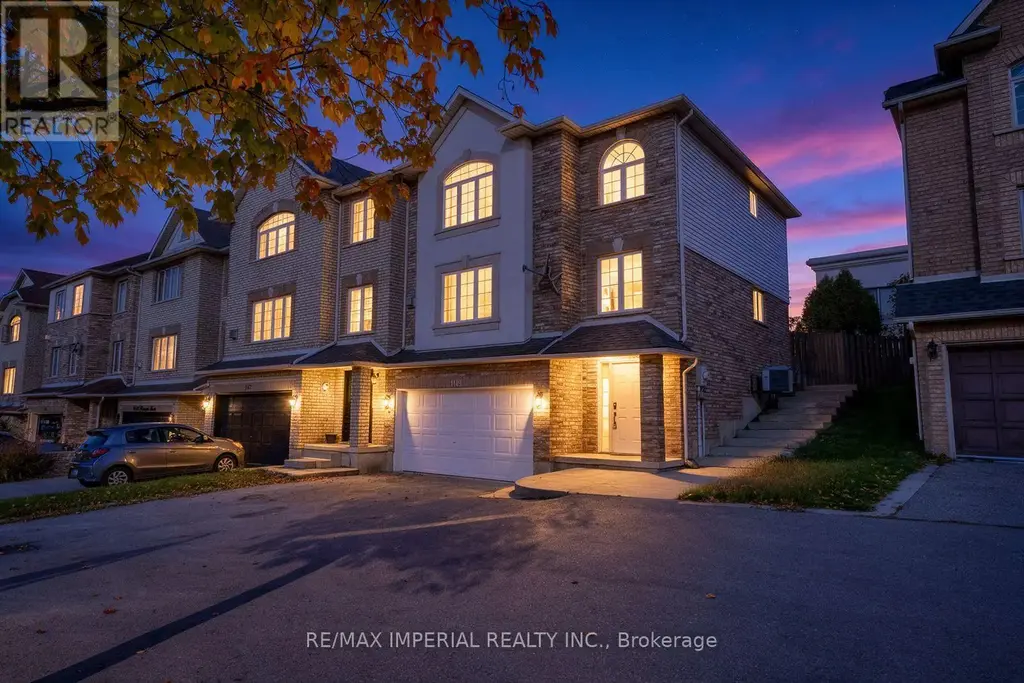 1149 Harrogate Drive, Hamilton (Ancaster)