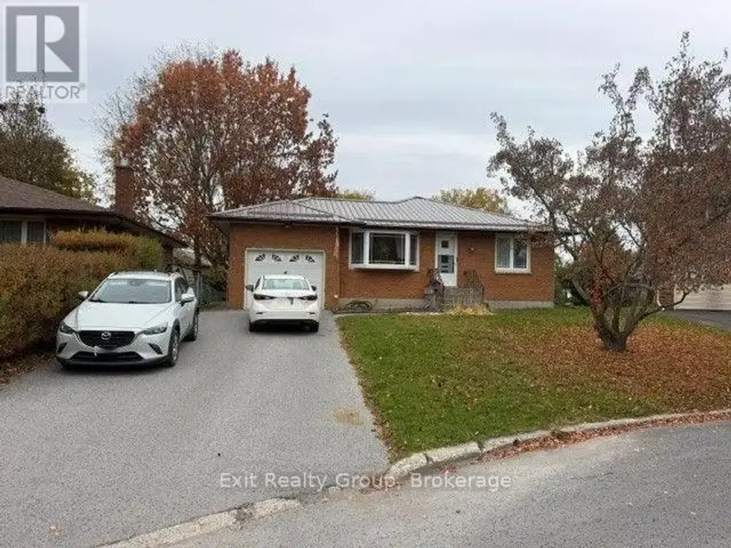 14 Ernest Court, Belleville (Belleville Ward)