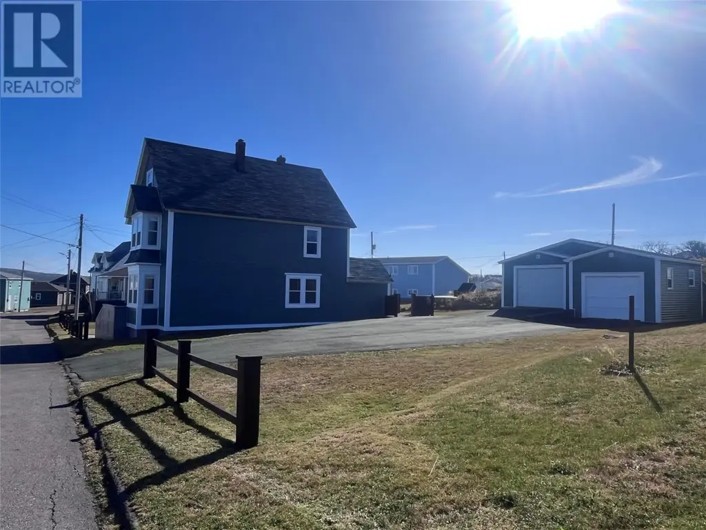 5 Seaview Street, Grand Bank