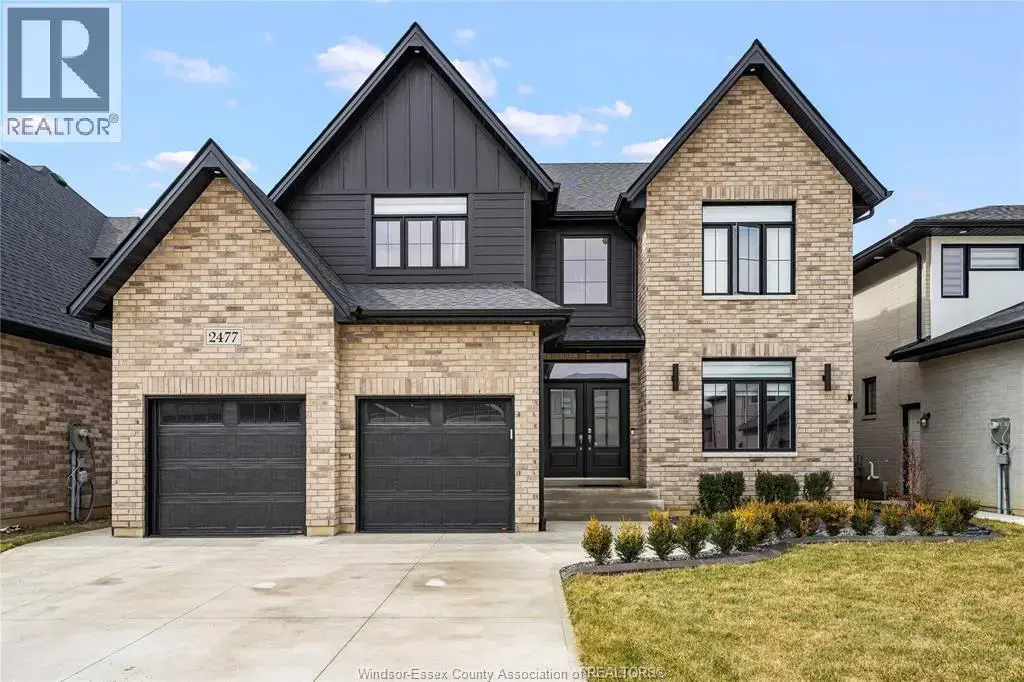 5197 Rafael Road, Tecumseh