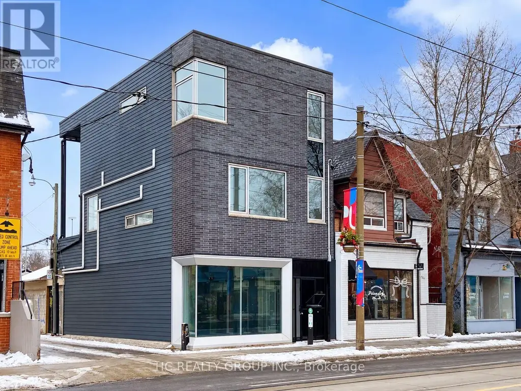 899 Dundas Street W, Toronto (Trinity-Bellwoods)