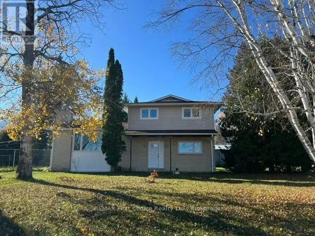 5921 Hwy 621 Highway, Lake of the Woods (Morson)