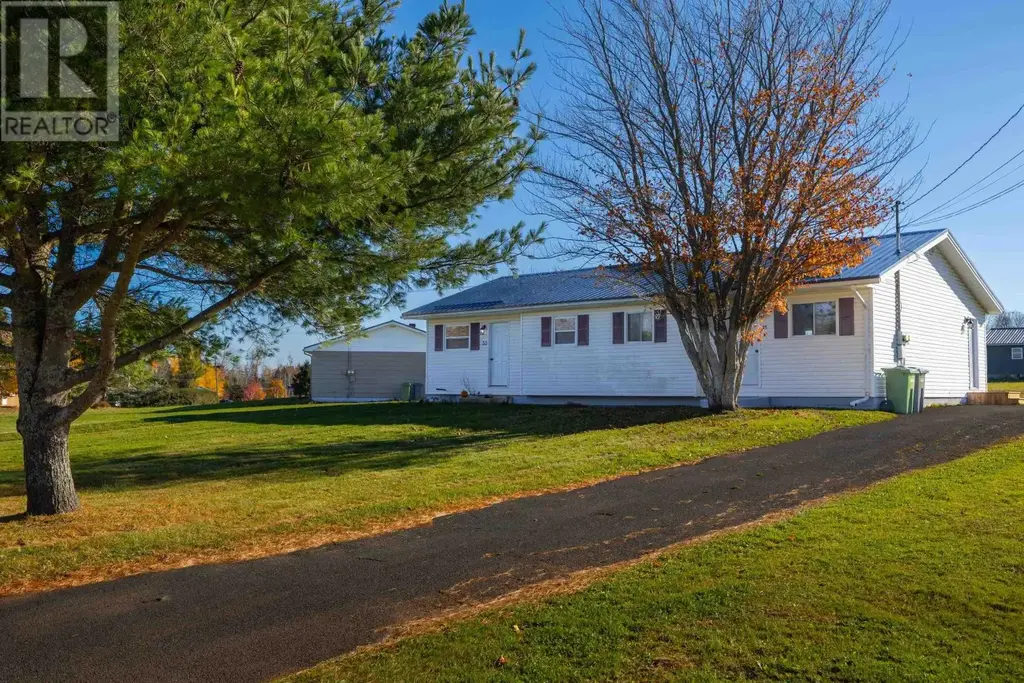 28 Dewar Drive, Stratford