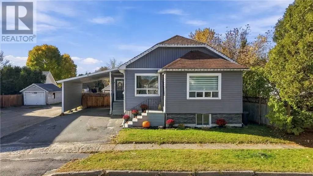 12 William Avenue, Coniston