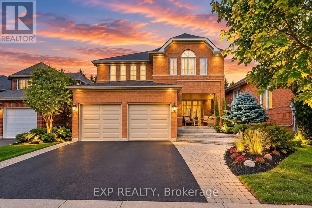 499 Silken Laumann Drive, Newmarket (Stonehaven-Wyndham)