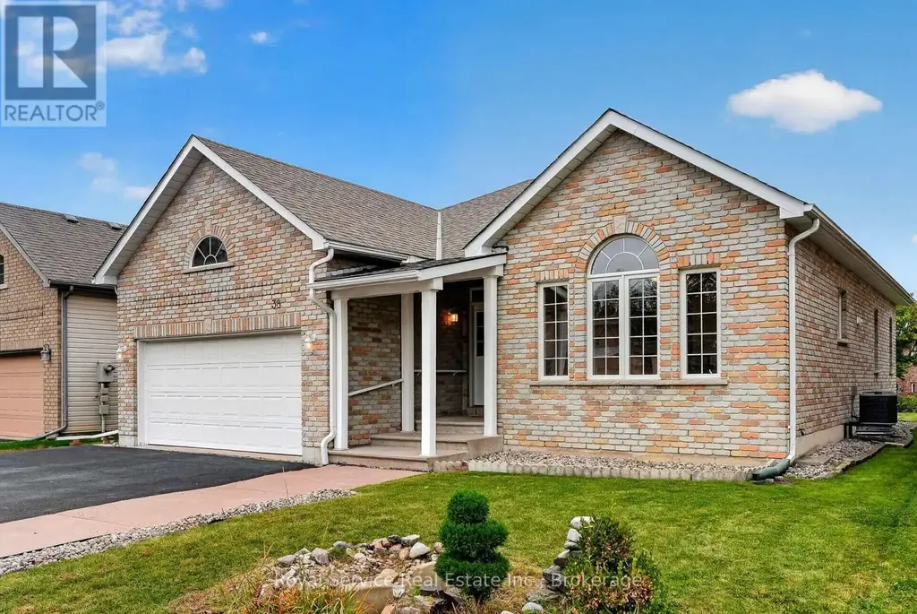 38 Finch Drive, Belleville (Belleville Ward)