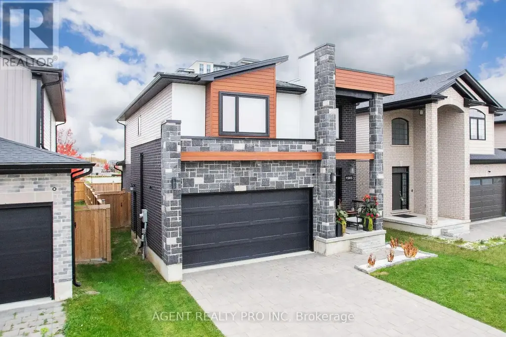 1565 Henrica Avenue N, London North (North S)