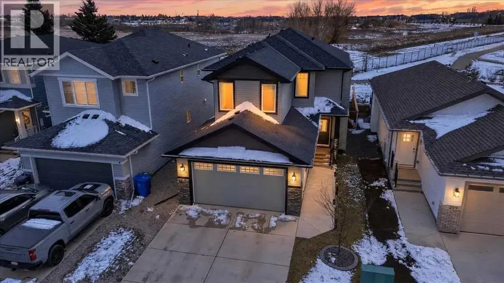 213 Wildrose Drive, Strathmore