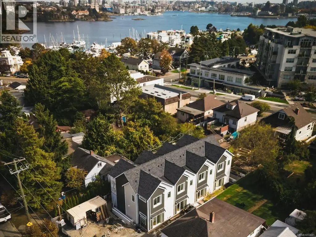 1 525 Paradise St, Esquimalt