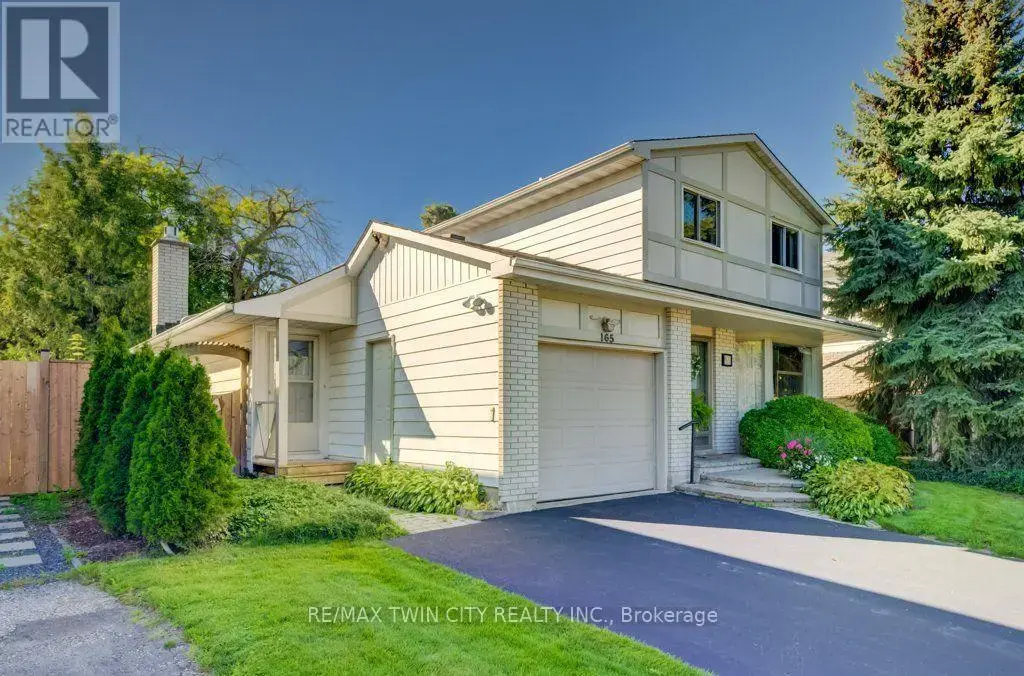 165 Mcgarry Drive, Kitchener