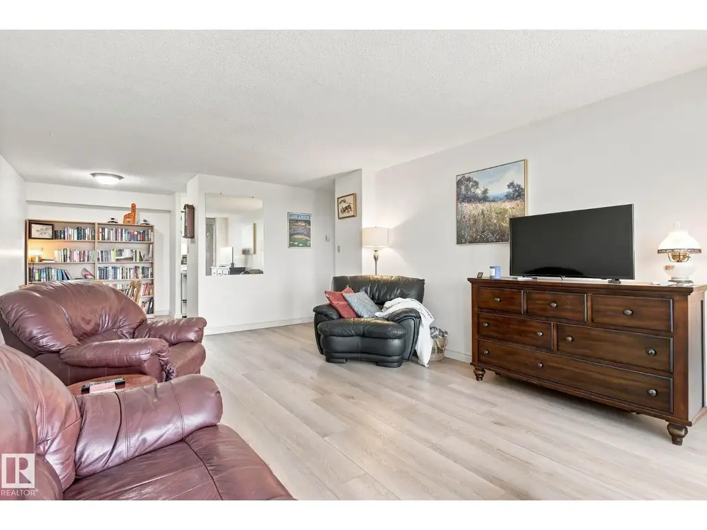 #1507 9835 113 St Nw, Edmonton