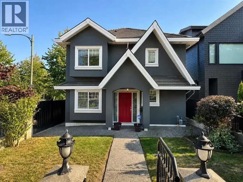 2388 E 5th Avenue, Vancouver