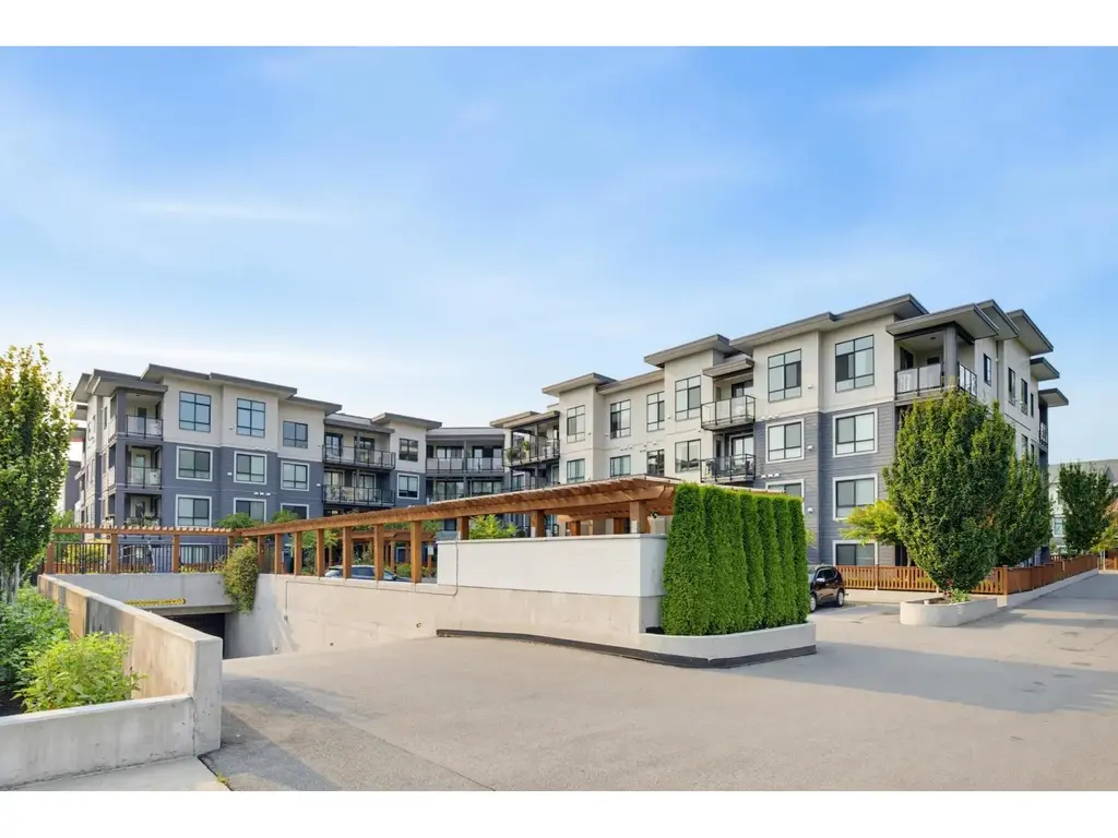 407 20356 72b Avenue, Langley