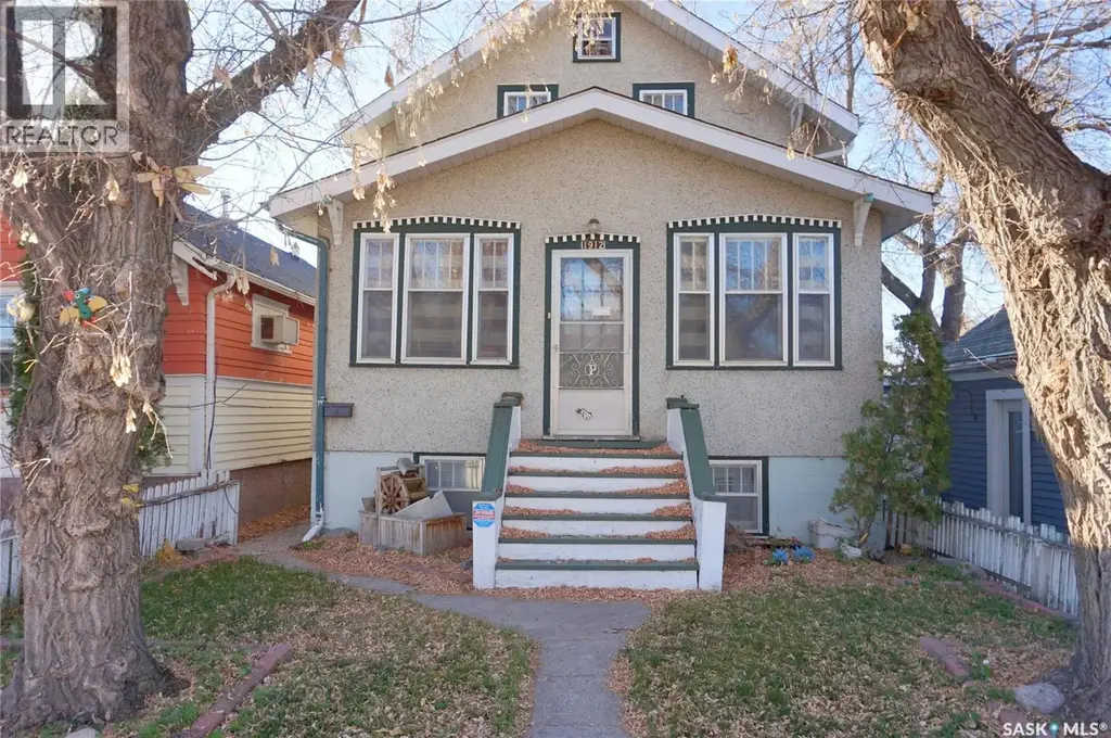 1912 Wallace Street, Regina