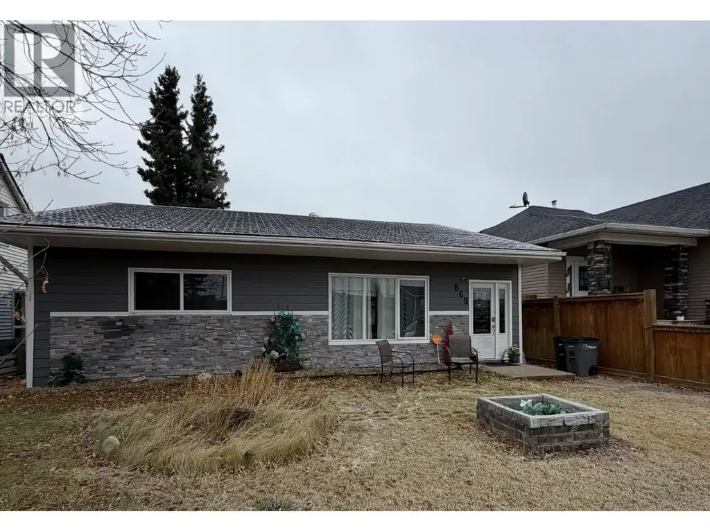 869 106 Avenue, Dawson Creek