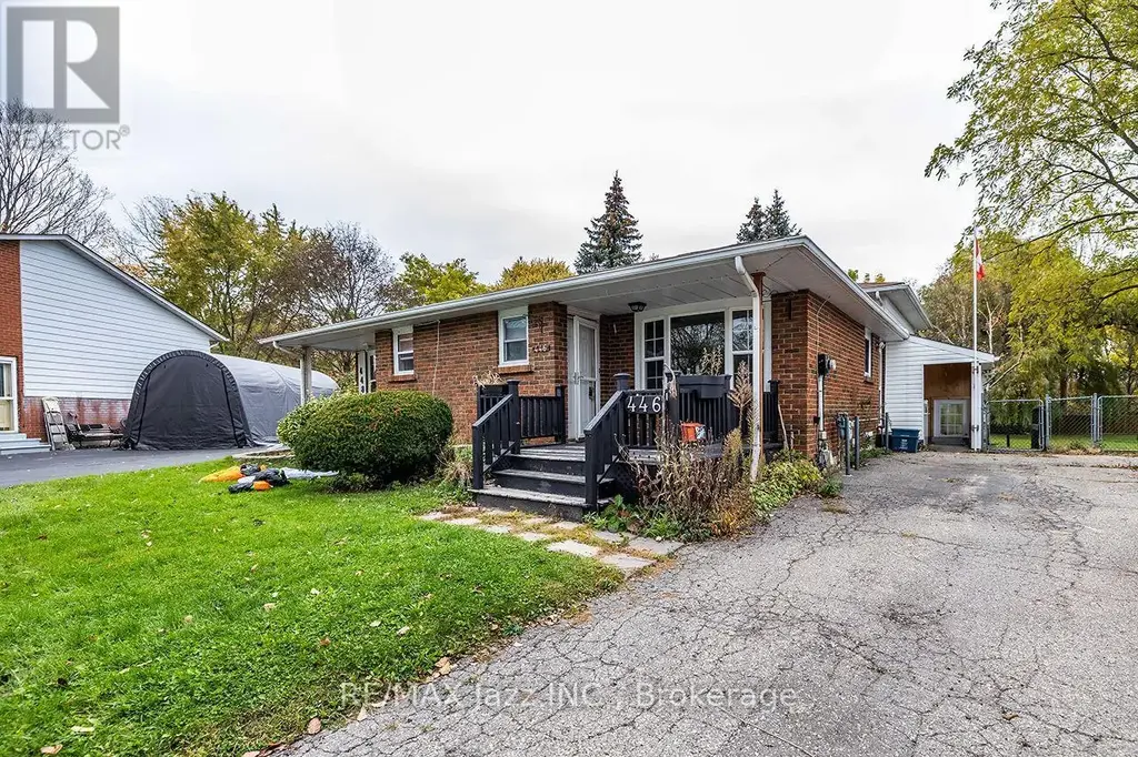 446 Brest Court, Oshawa (Central)