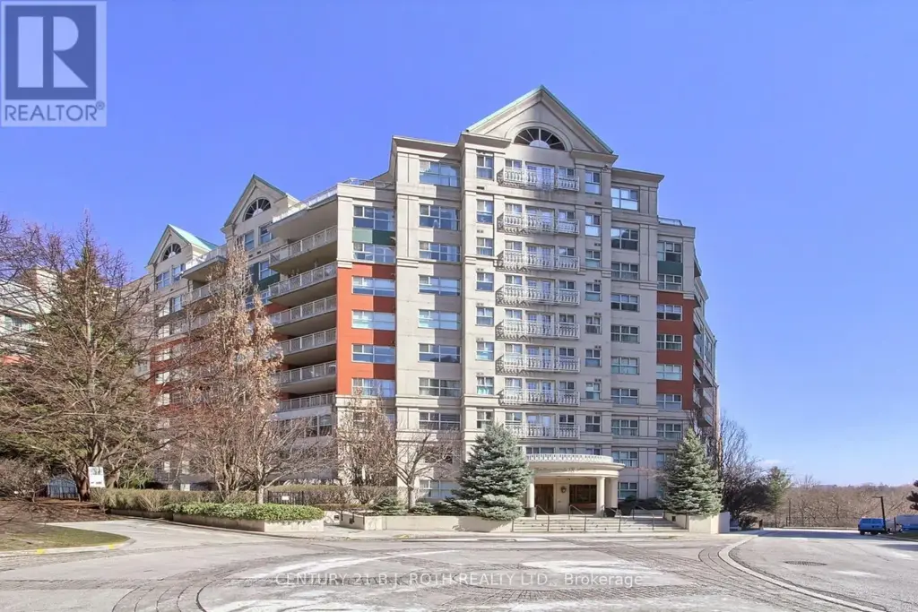 Lp915 - 18 Concorde Place, Toronto (Banbury-Don Mills)