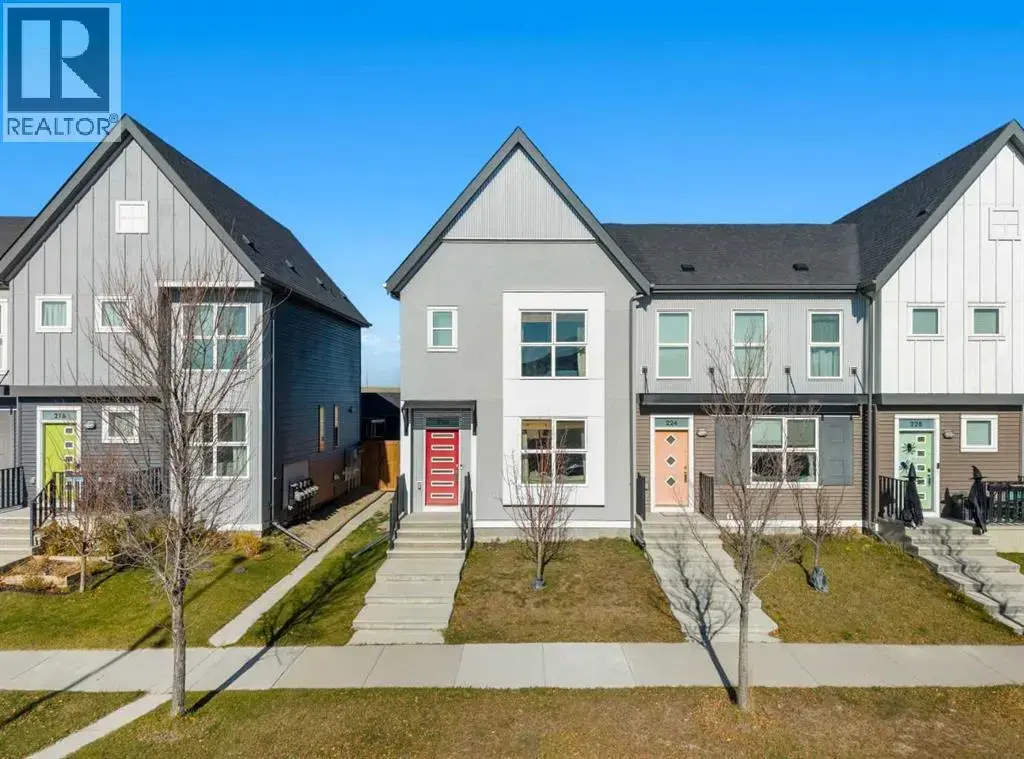 220 Livingston View Ne, Calgary