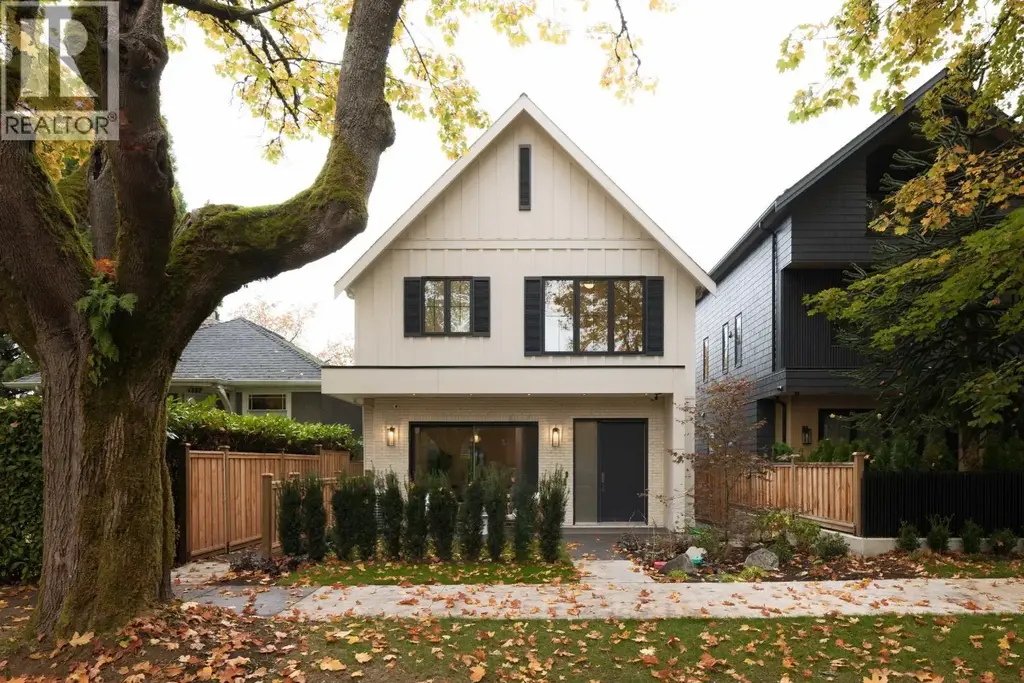 1 3351 W 13th Avenue, Vancouver