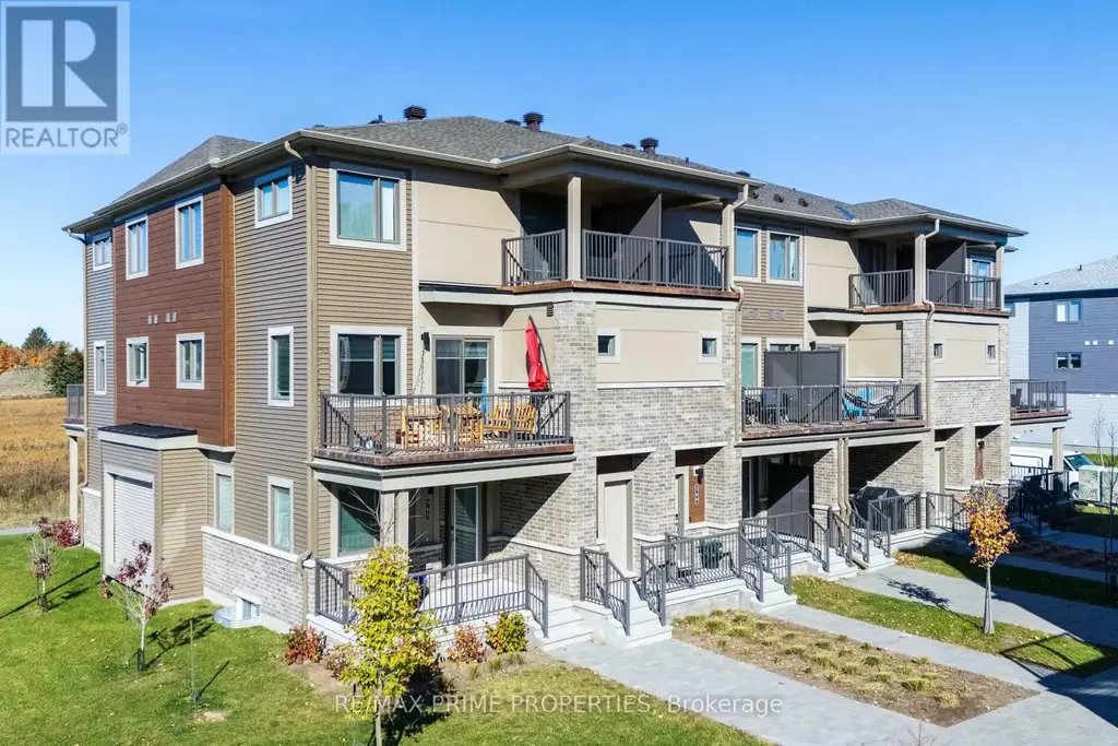 369 Olivenite Private, Ottawa