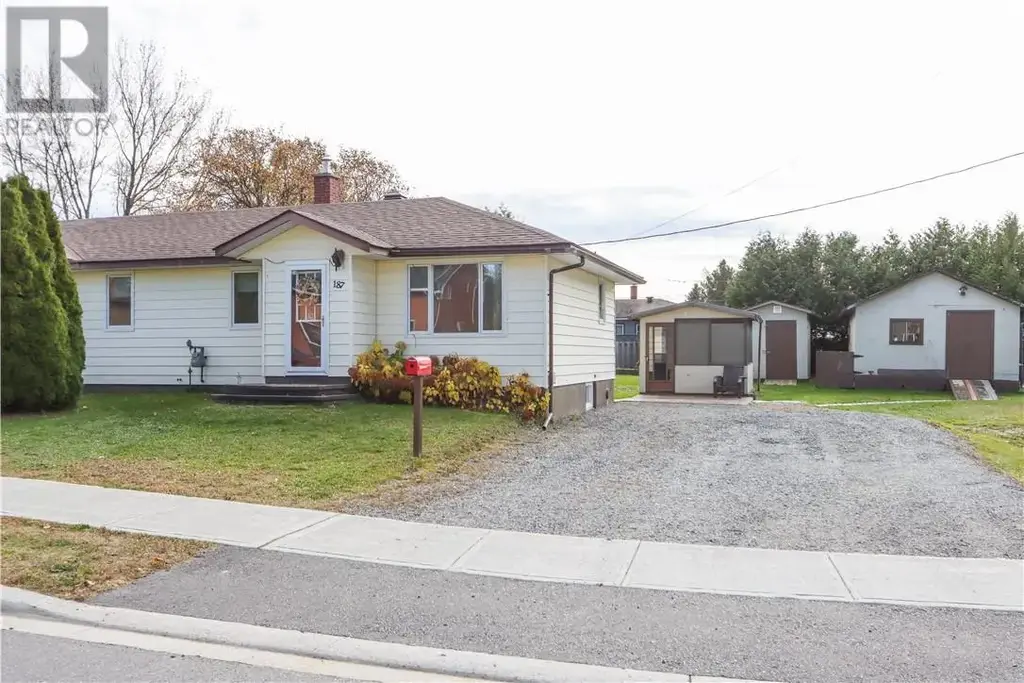 187 Ninth Avenue, Lively