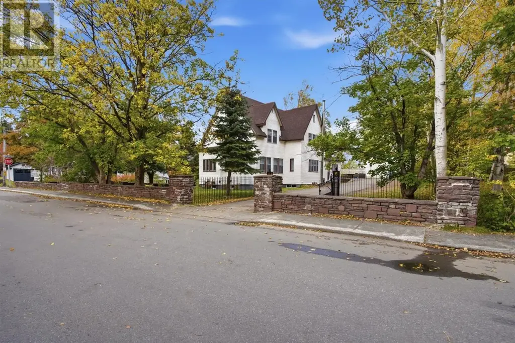 1 Hill Road, Grand Falls-Windsor