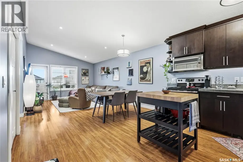 3275 Green Bank Road, Regina
