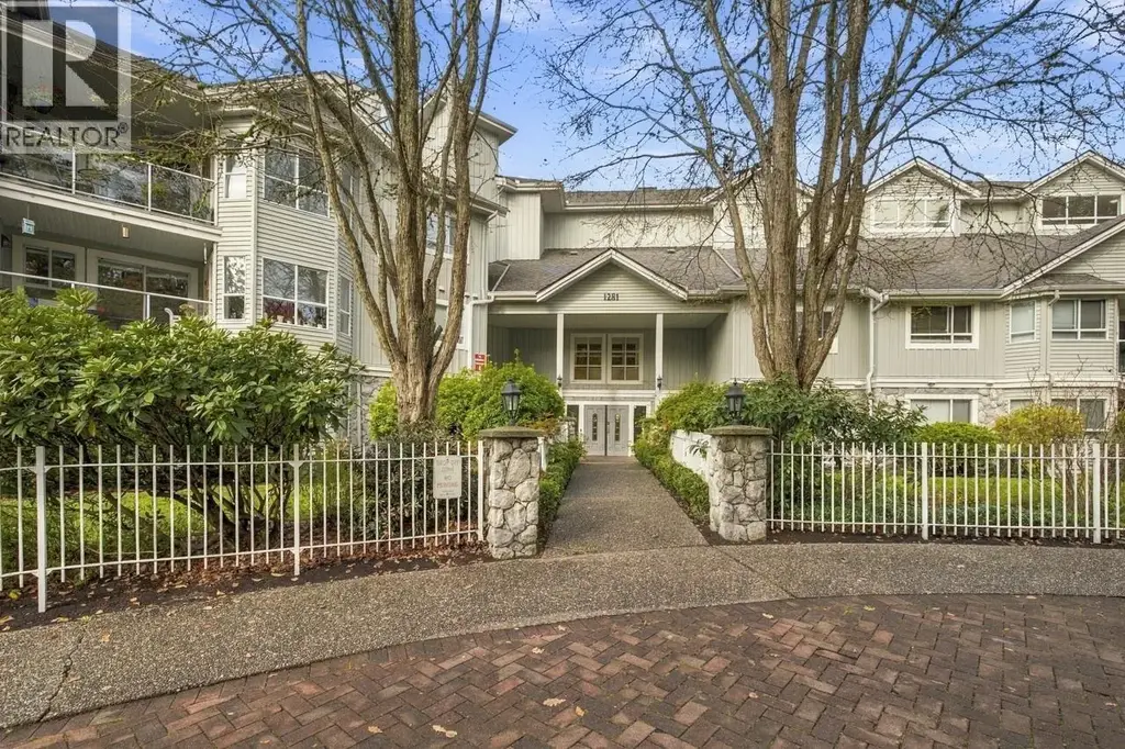 104 1281 Parkgate Avenue, North Vancouver