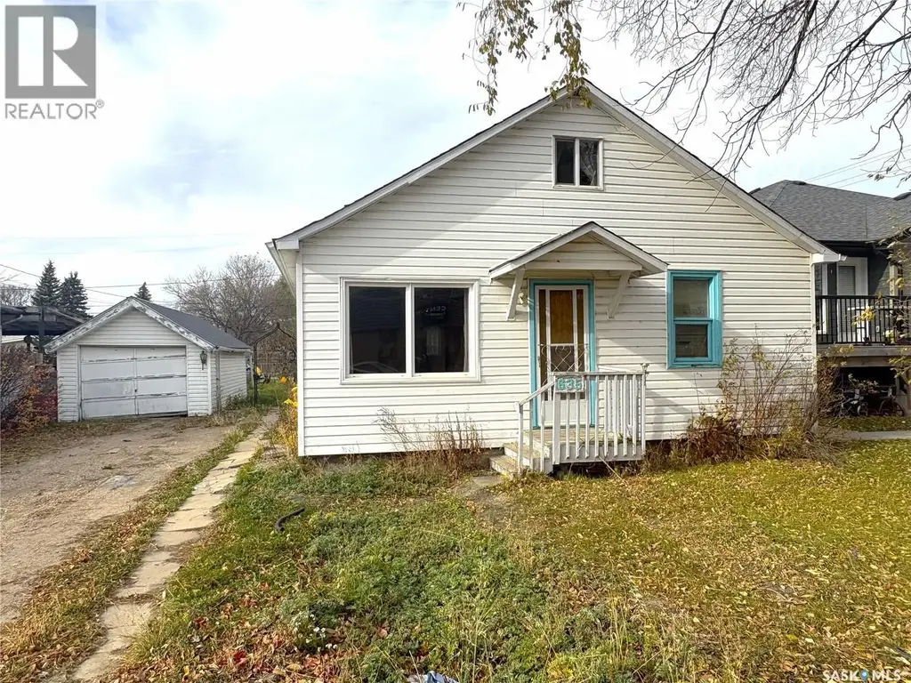 635 10th Street, Humboldt