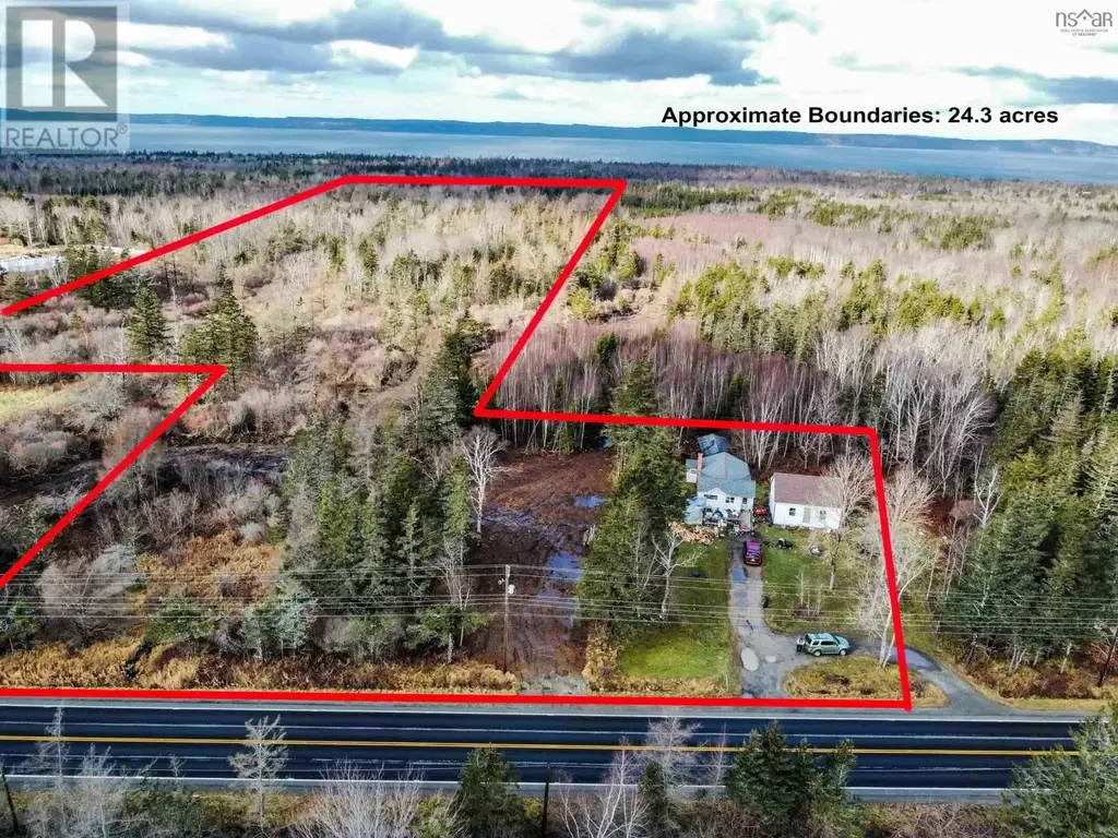 5987 101 Highway, Ashmore