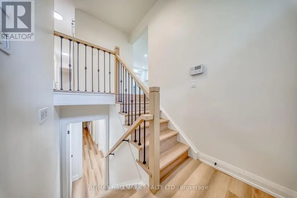 54 Sawley Drive, Toronto (Bayview Woods-Steeles)