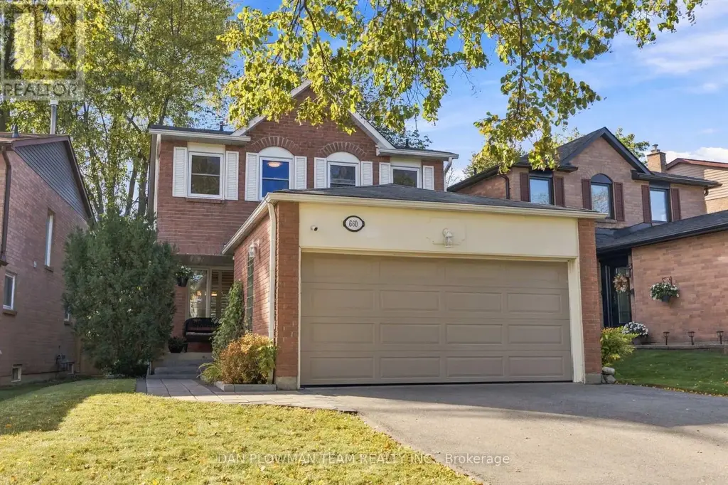 660 Foxwood Trail, Pickering (Amberlea)