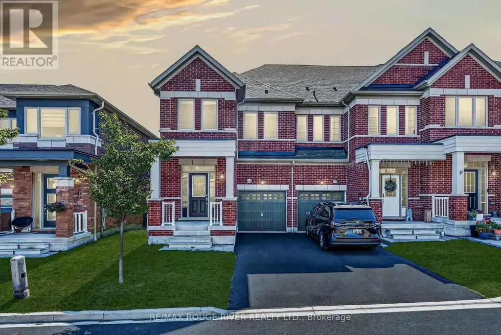 1124 Sepia Square, Pickering