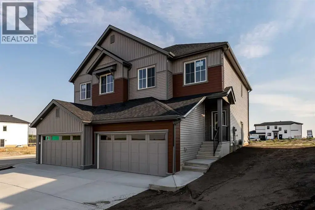 304 Edgefield Close, Strathmore