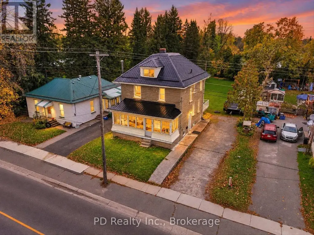 59 King St Street W, Kawartha Lakes (Omemee)