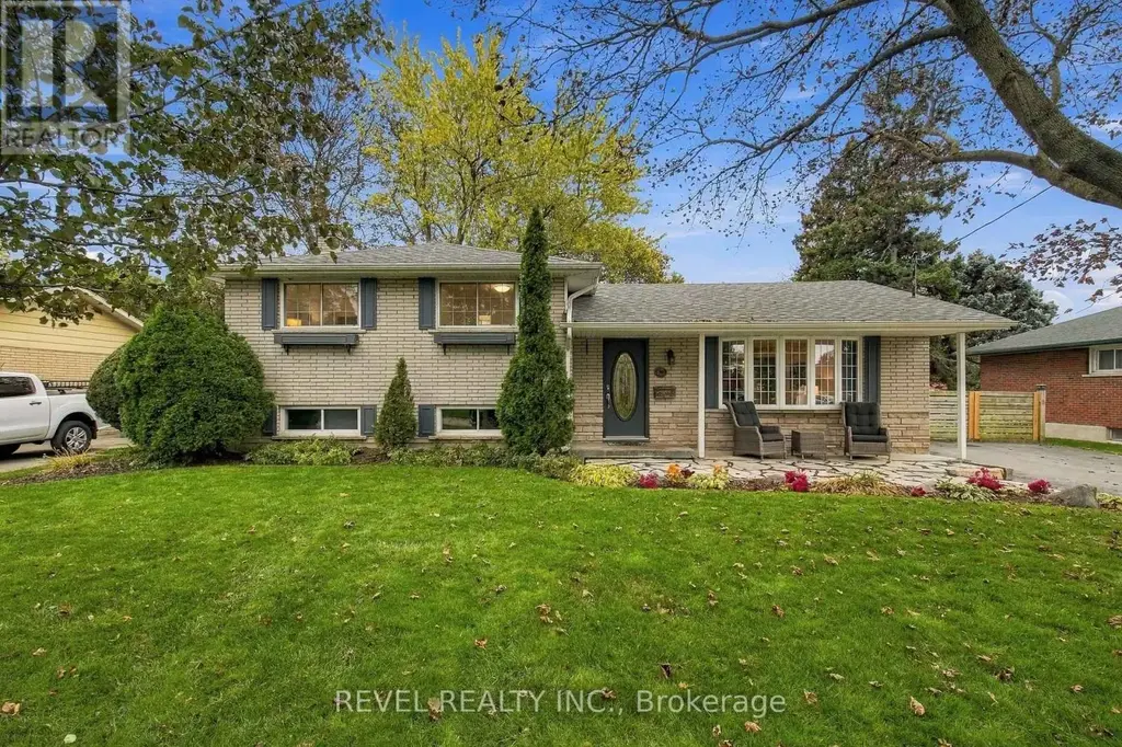 70 Parkway Crescent, Clarington (Bowmanville)