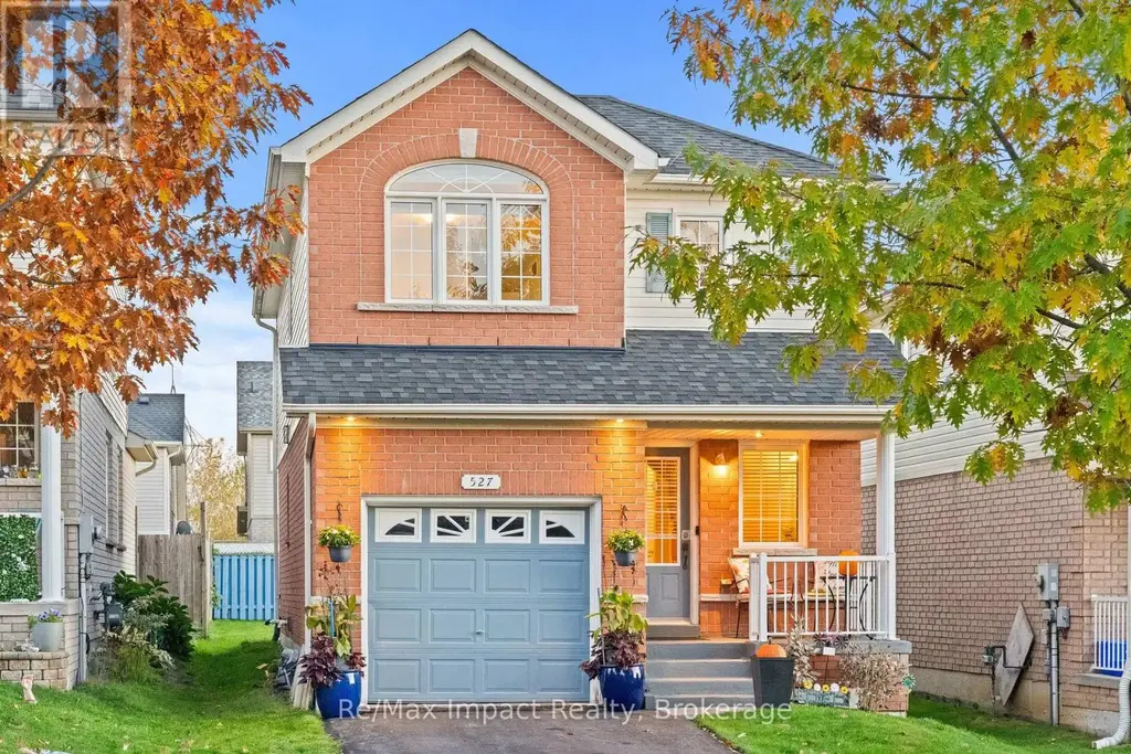 527 Falconridge Drive, Oshawa (Samac)
