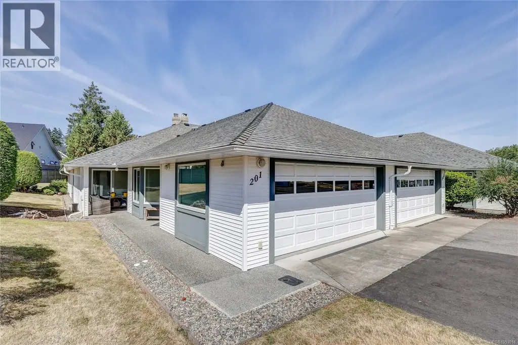 201 330 Dogwood St, Parksville