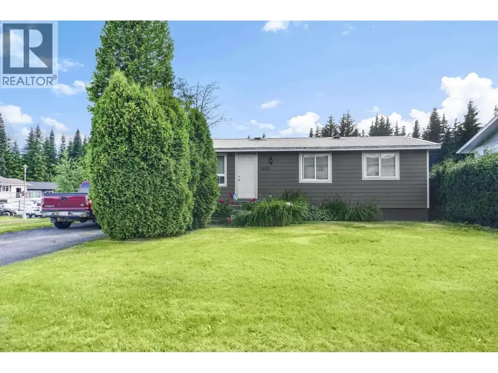 1123 Tweedsmuir Avenue, Kitimat
