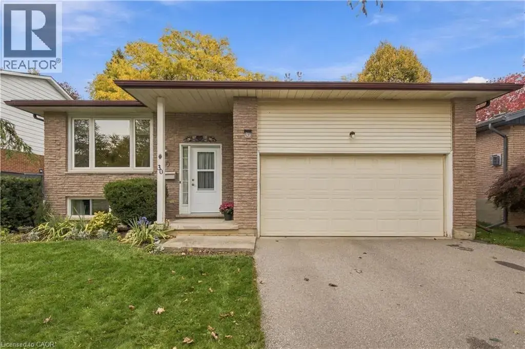 30 Carlyle Place, Kitchener
