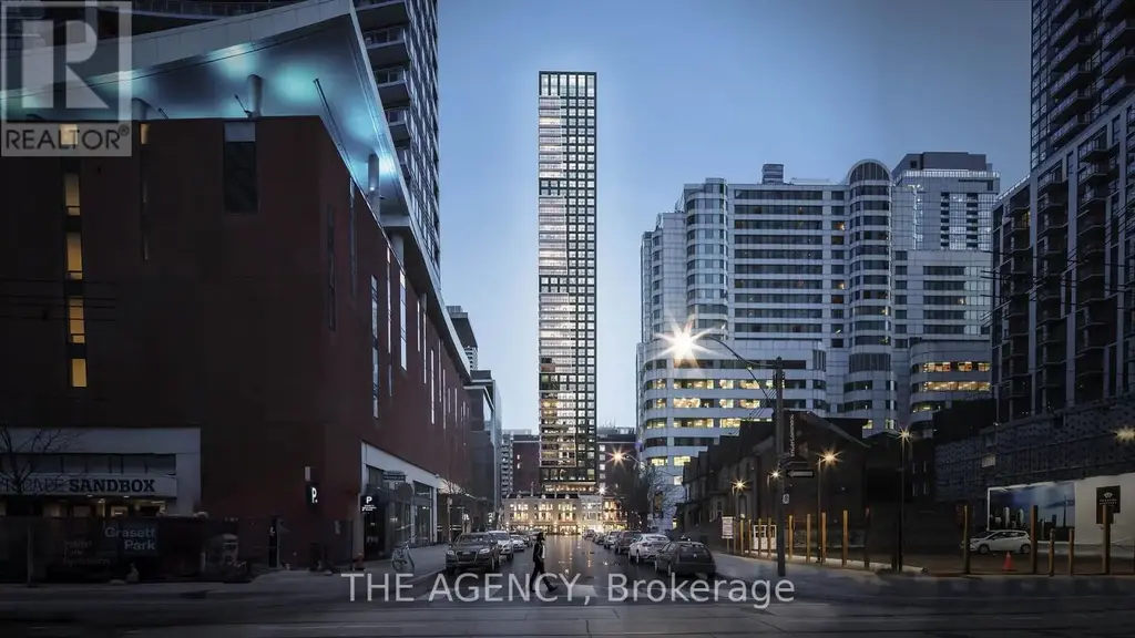 Ph05 - 327 King Street W, Toronto (Waterfront Communities)