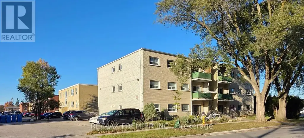 310 Marland Avenue, Oshawa (Vanier)