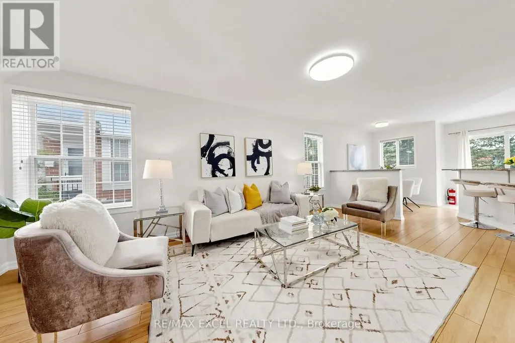 548 Mariner Drive, Waterloo