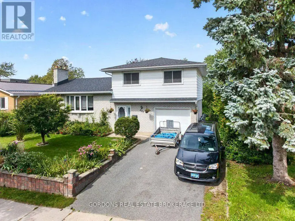 207 Robert Wallace Drive, Kingston (Central City West)