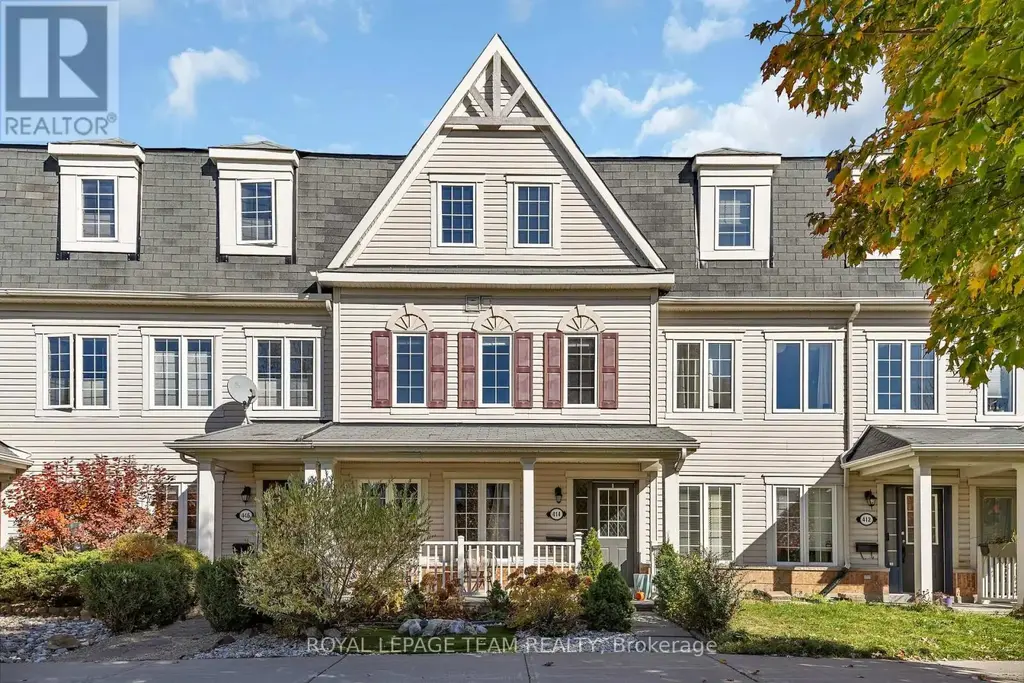 414 Santa Anna Lane, Ottawa