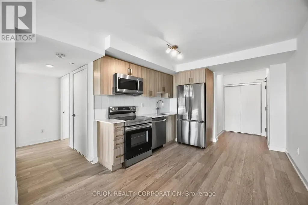 1802 - 1010 Sandy Beach Road, Pickering (Bay Ridges)