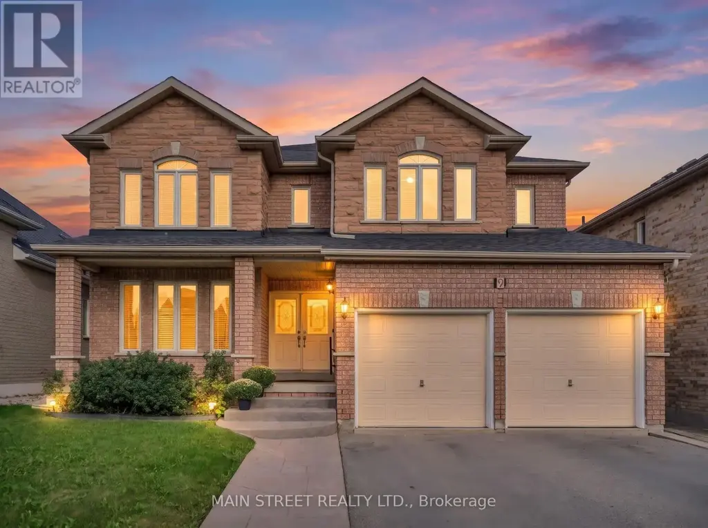 9 Emily Court, Richmond Hill (Oak Ridges Lake Wilcox)
