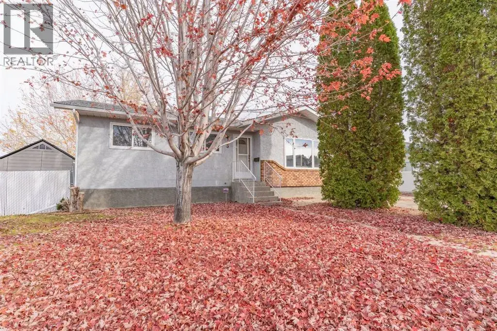 5 Stapeford Crescent Se, Medicine Hat