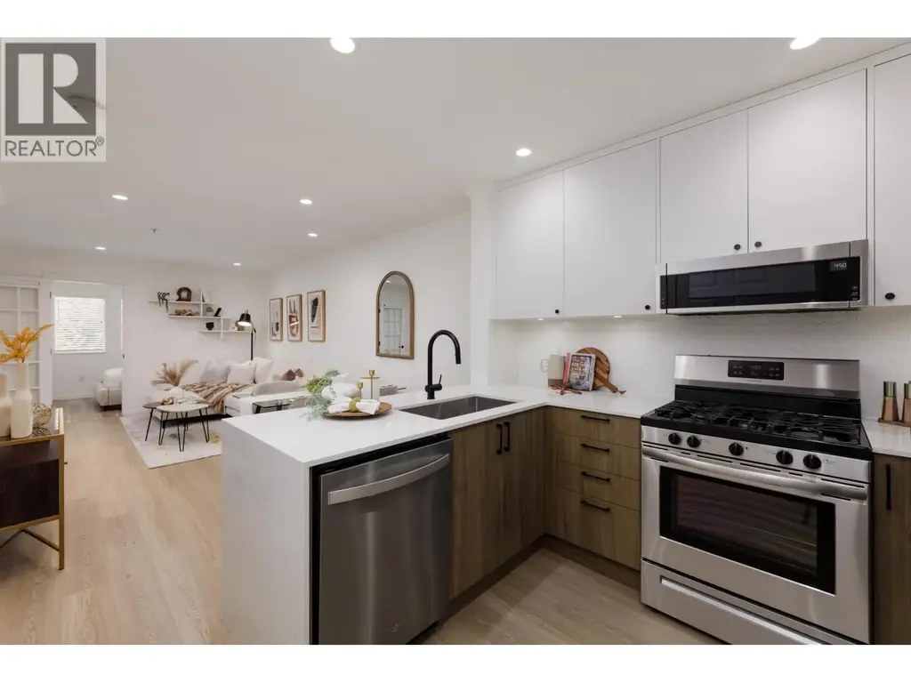 688 E 16th Avenue, Vancouver