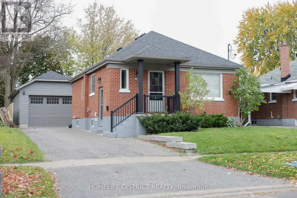 864 Grierson Street, Oshawa (Centennial)